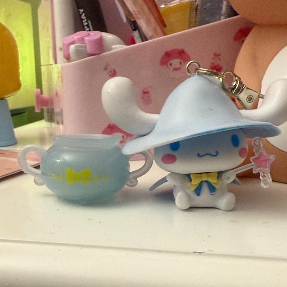 Cinnamonroll Witch Blindbox Figure